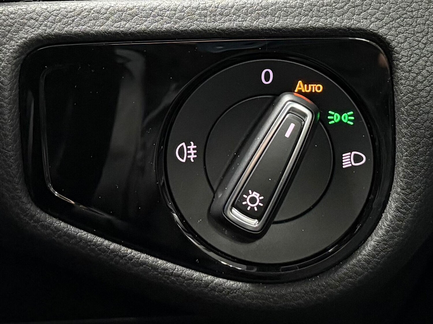 Used Volkswagen Golf for sale - 78091646: Photo 23