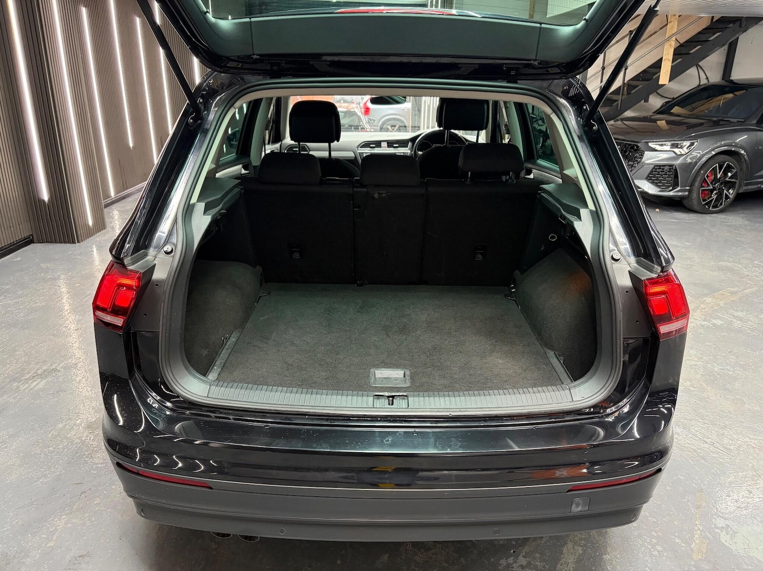 Used Volkswagen Tiguan 2016 for sale - 78091678: Photo 8