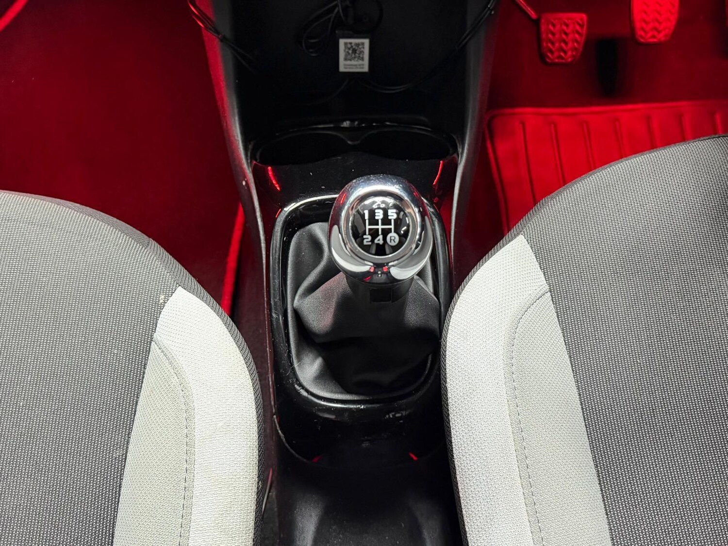 Used Toyota AYGO 2017 for sale - 78091642: Photo 15