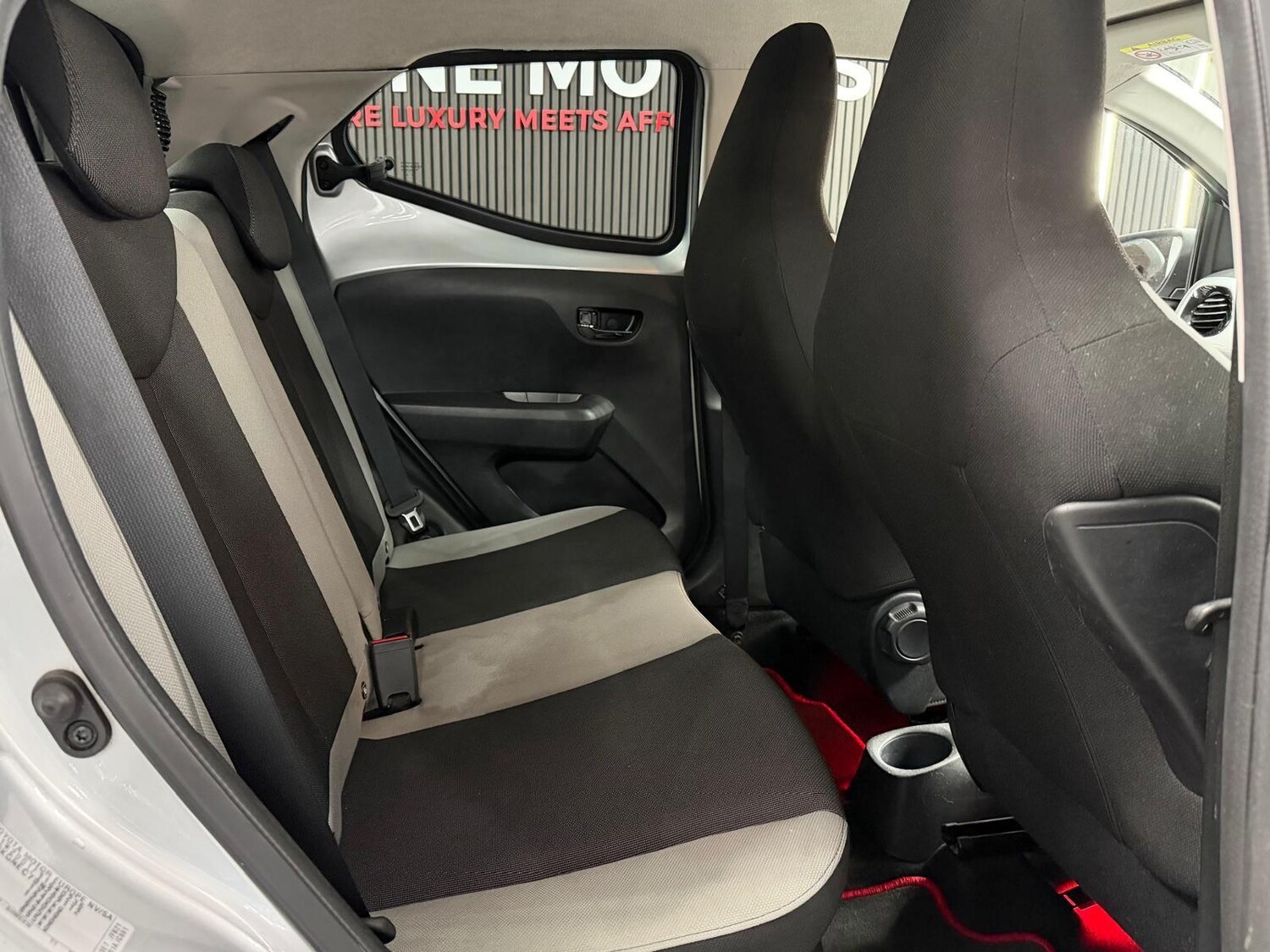 Used Toyota AYGO 2017 for sale - 78091642: Photo 20