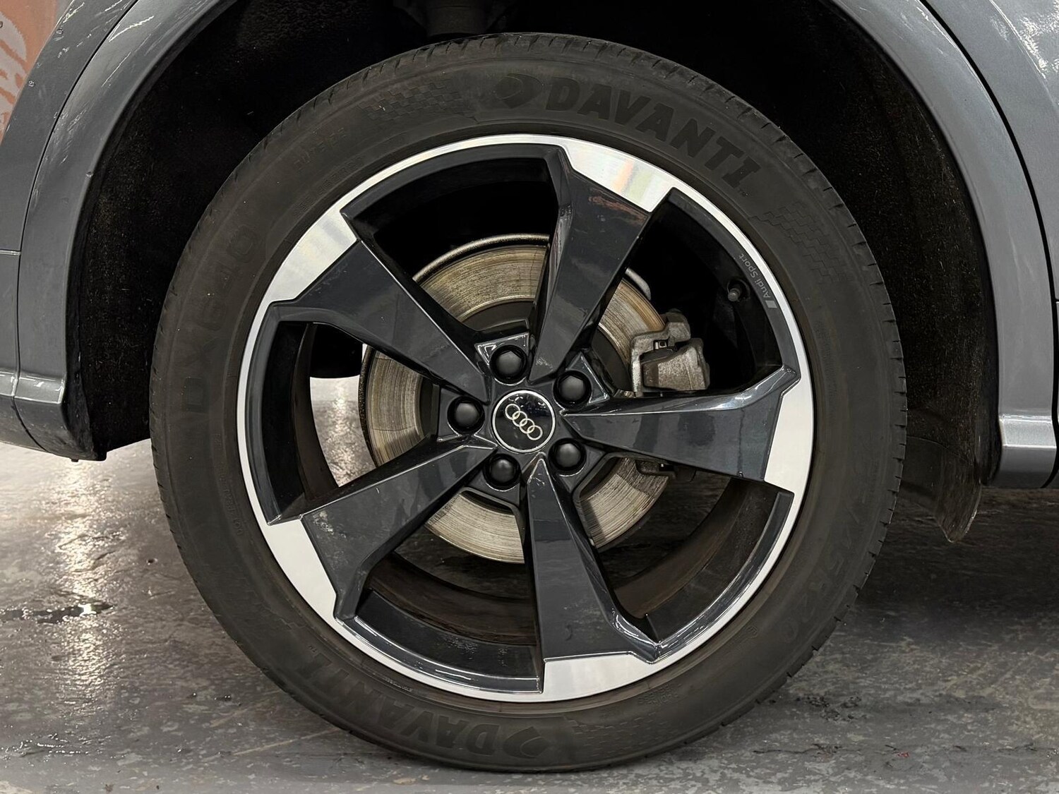 Used Audi Q5 2019 for sale - 78091685: Photo 30