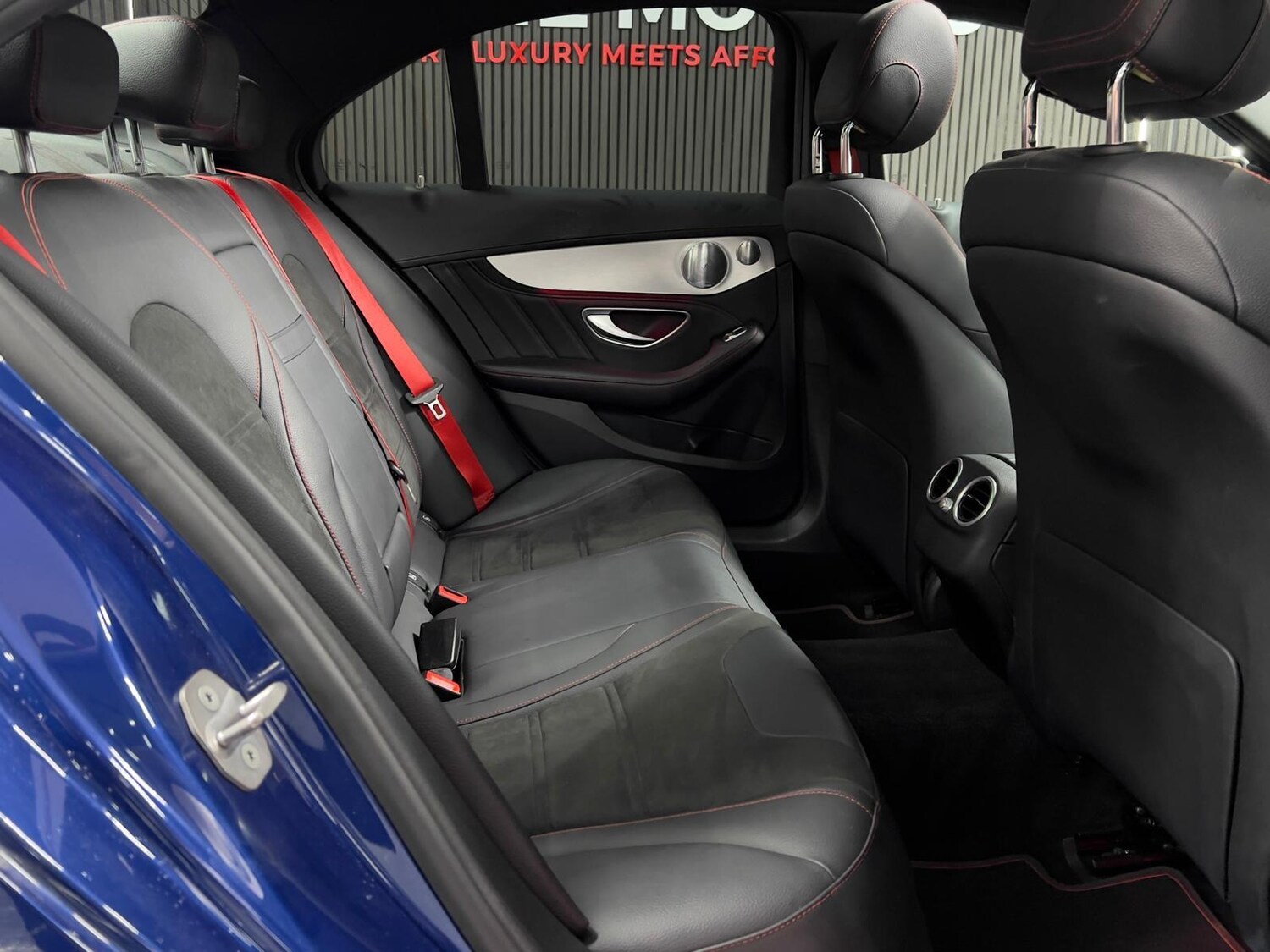 Used Mercedes-Benz C Class 2019 for sale - 78091633: Photo 24