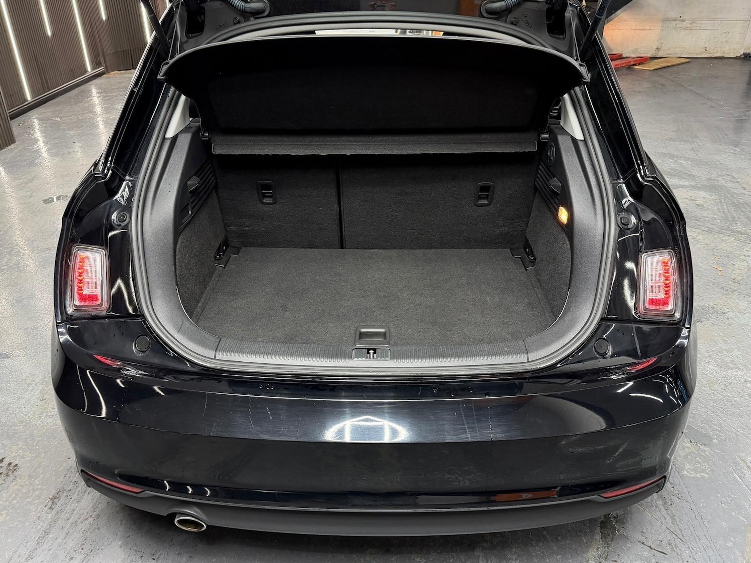 Used Audi A1 2015 for sale - 78091659: Photo 8