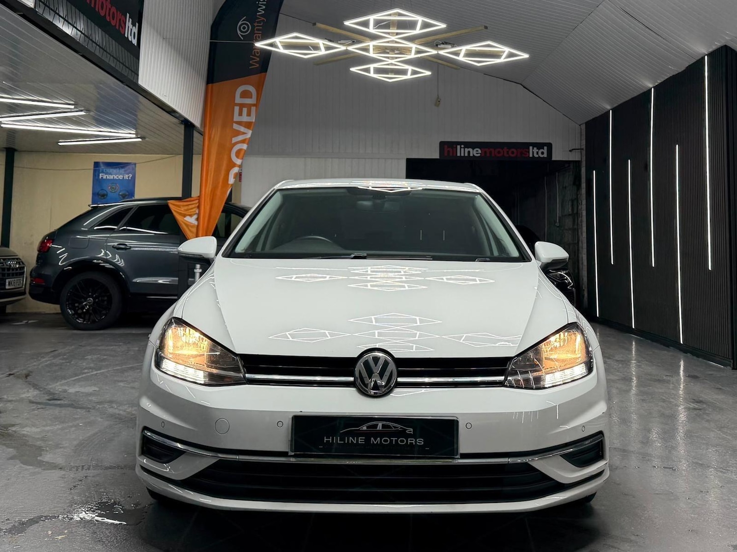 Used Volkswagen Golf 2017 for sale - 78091697: Photo 2