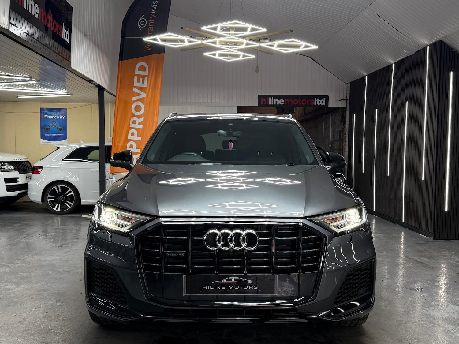 Used Audi Q7 2023 for sale - 78100002: Photo 2