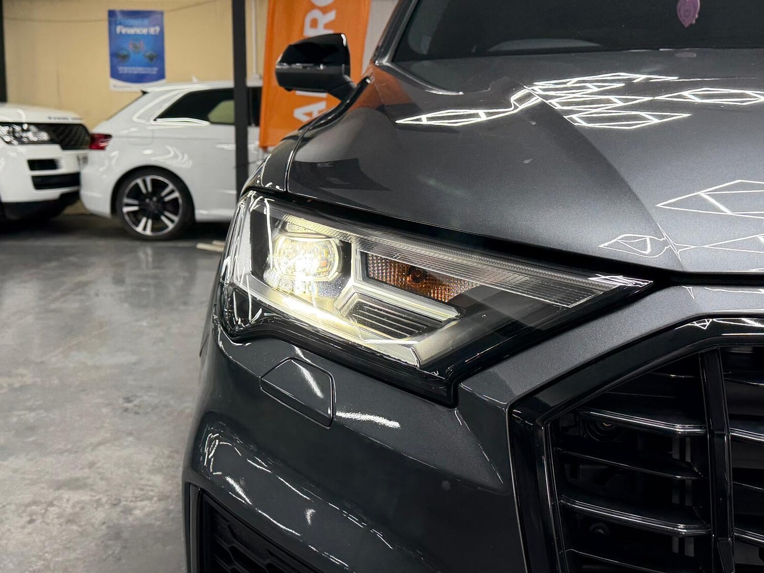 Used Audi Q7 2023 for sale - 78100002: Photo 32