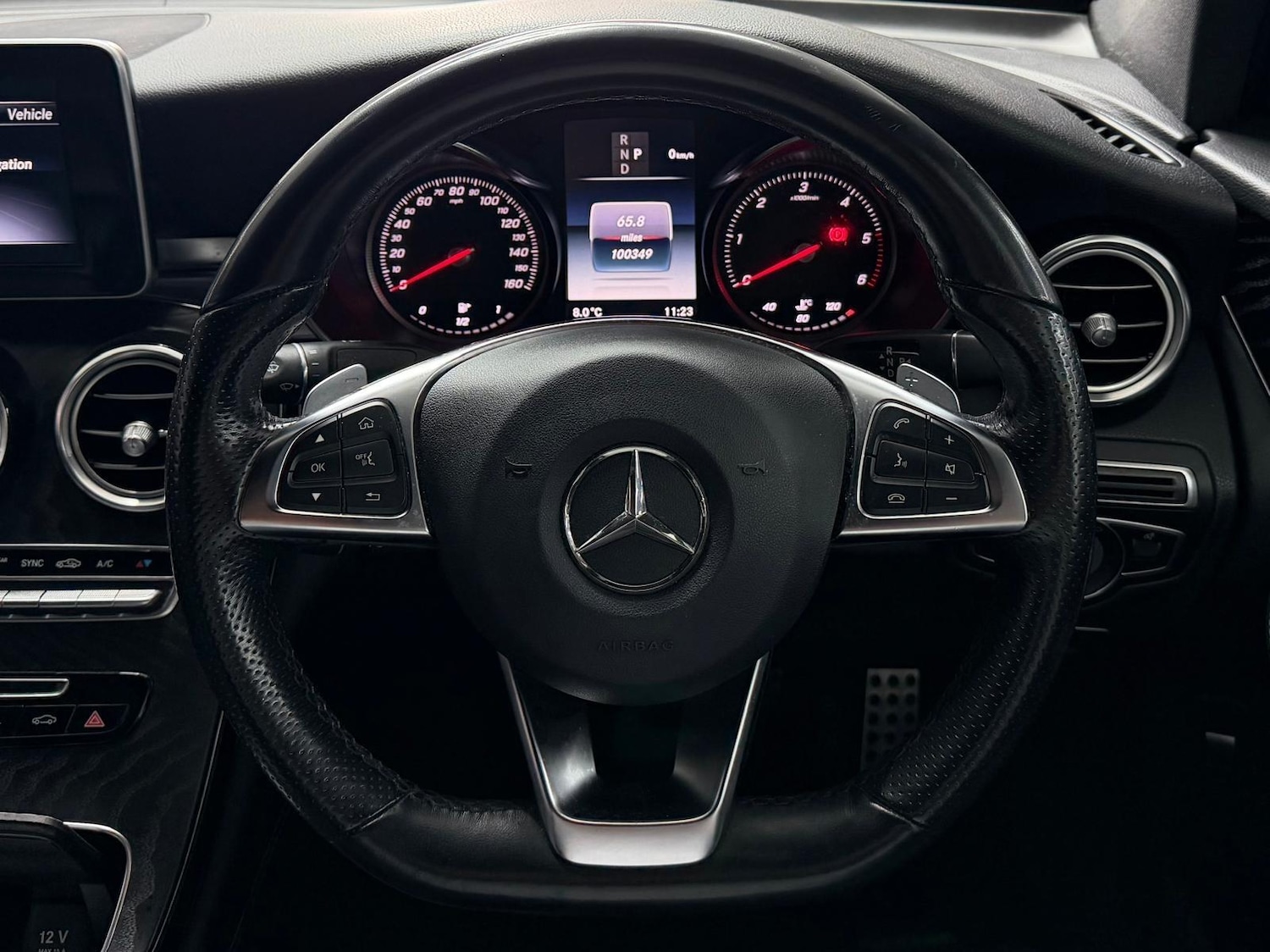 Used Mercedes-Benz GLC 2018 for sale - 78091635: Photo 11