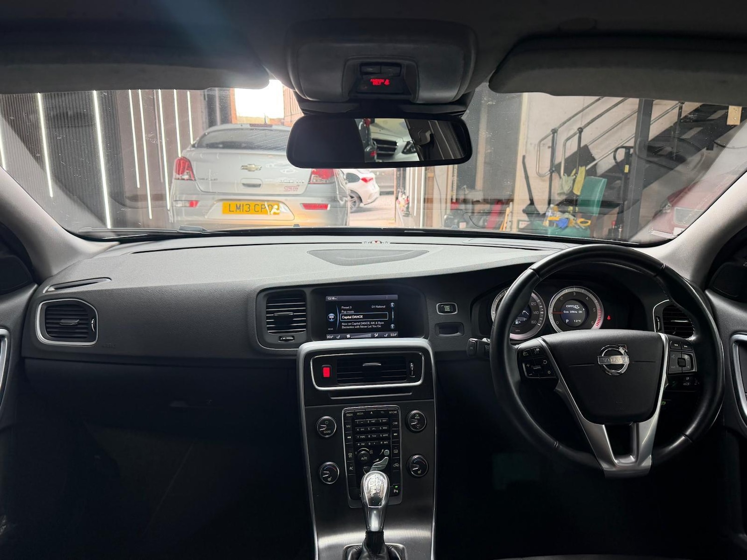 Used Volvo V60 2012 for sale - 78184703: Photo 21