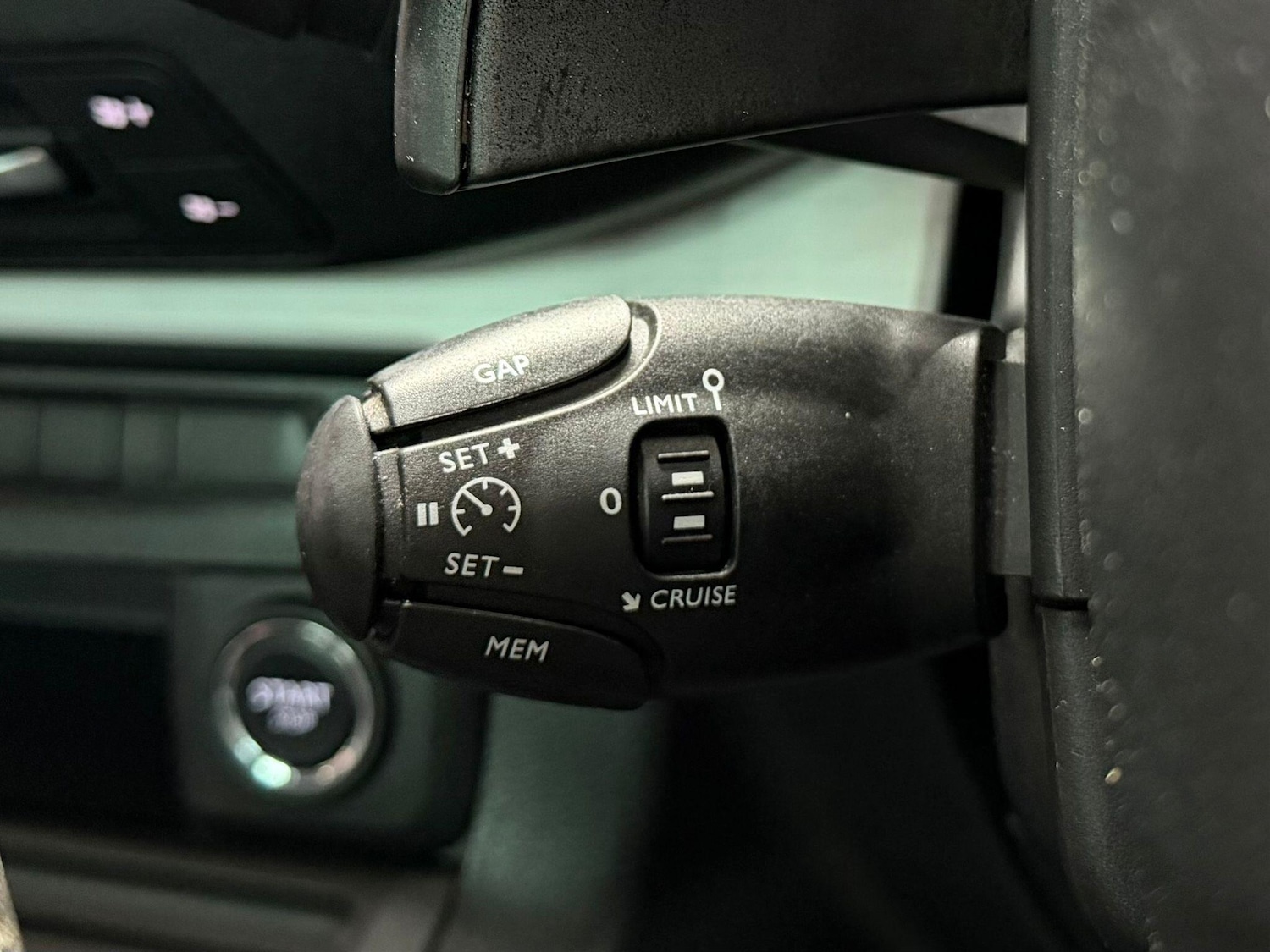 Used Peugeot Traveller 2018 for sale - 78091662: Photo 26