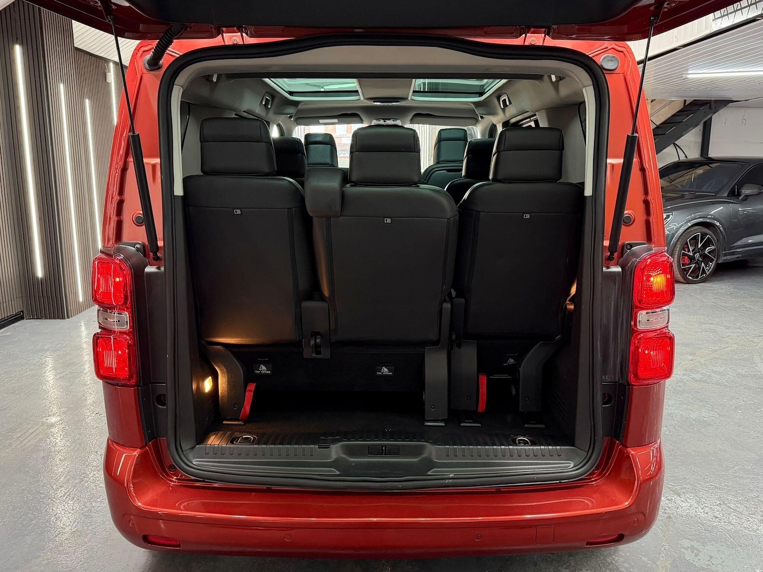 Used Peugeot Traveller 2018 for sale - 78091662: Photo 8