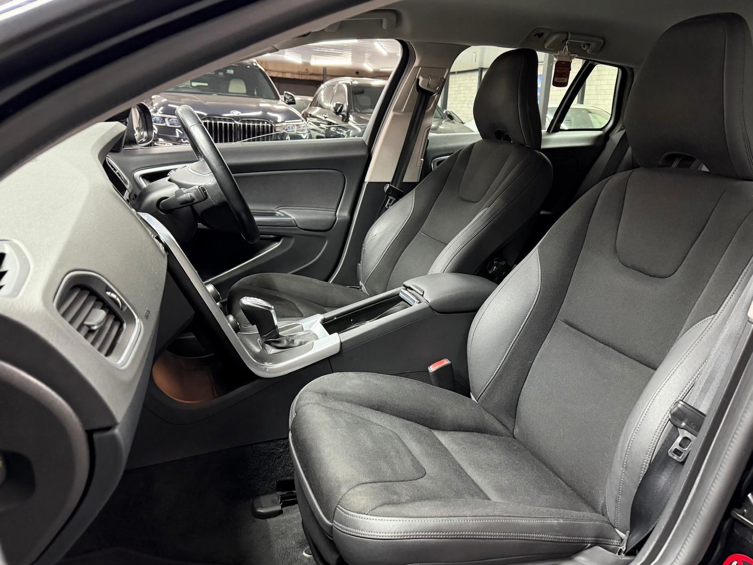 Used Volvo V60 for sale - 78141350: Photo 19