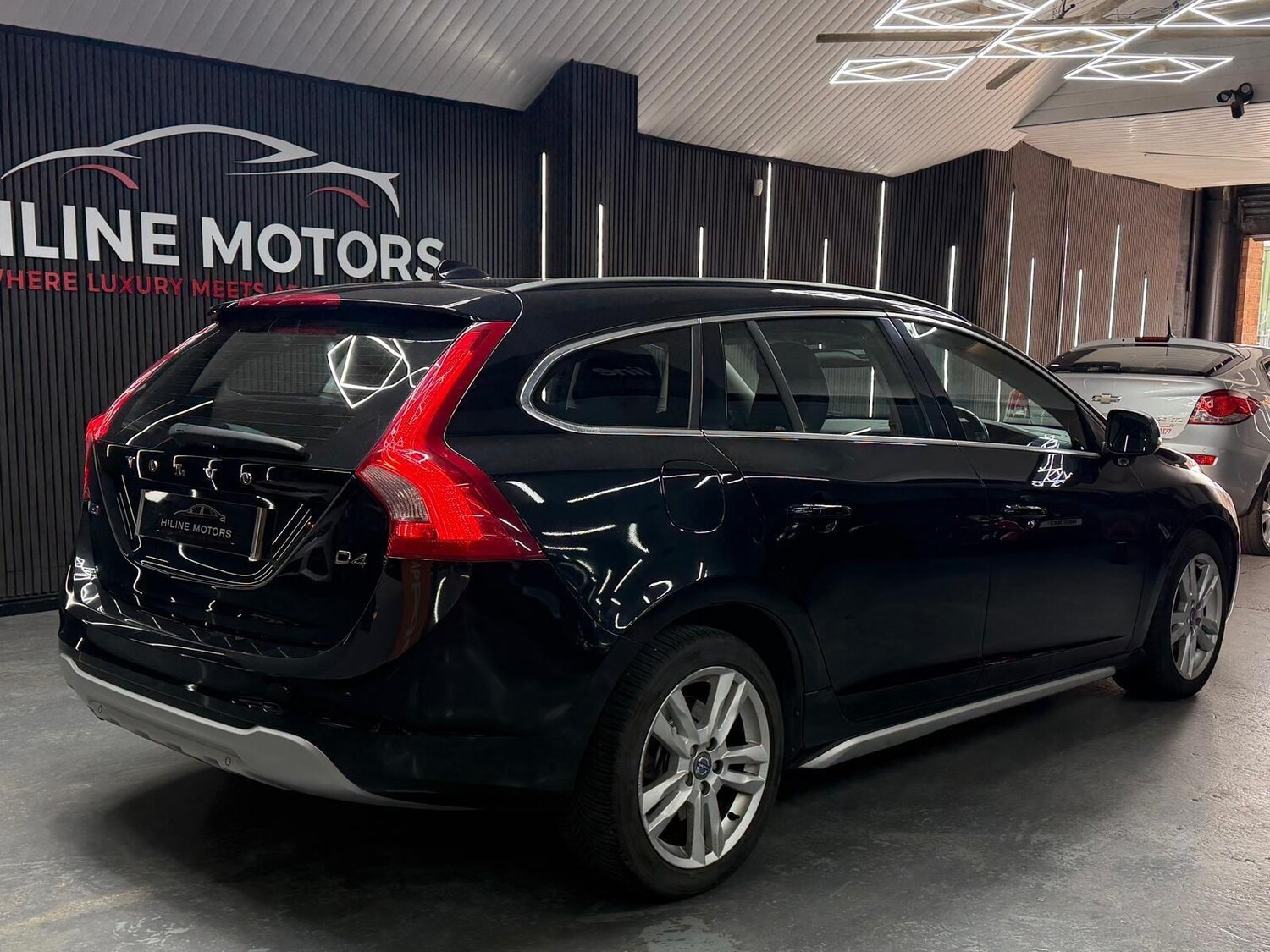 Used Volvo V60 for sale - 78141350: Photo 6