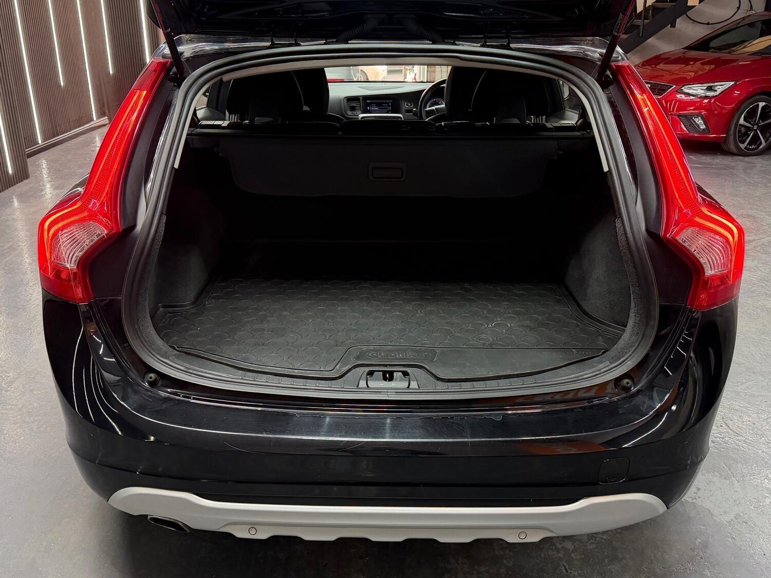 Used Volvo V60 for sale - 78141350: Photo 8