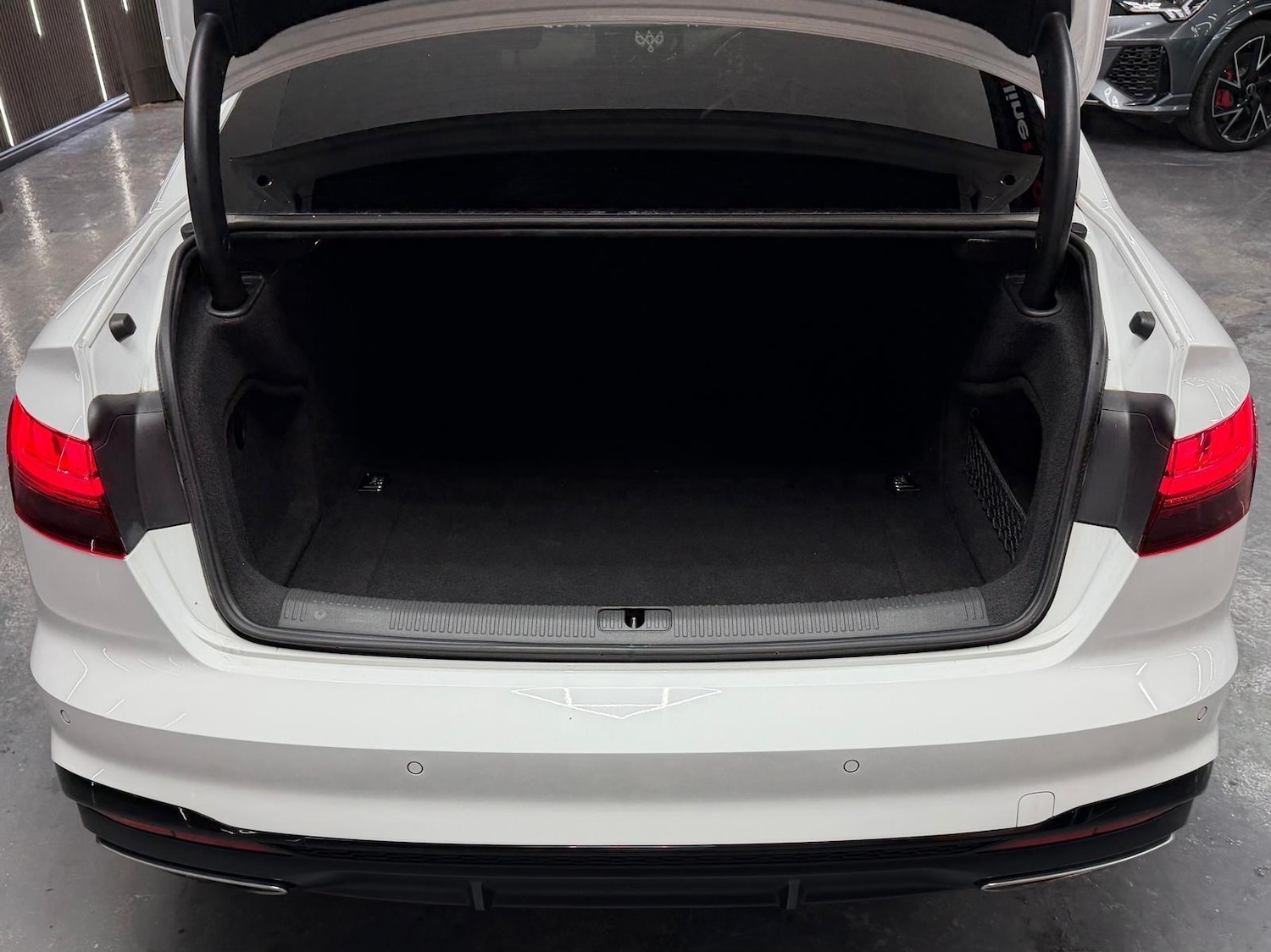 Used Audi A4 2020 for sale - 78091657: Photo 8