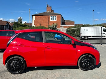 Used Toyota AYGO 2018 for sale - 79388739: Photo