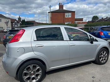 Used Fiat Punto 2017 for sale - 78661238: Photo