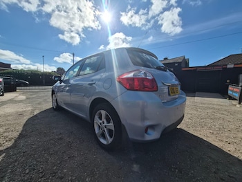 Used Toyota Auris 2010 for sale - 78965773: Photo