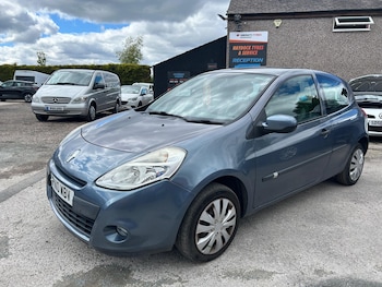 Used Renault Clio 2018 for sale - 78661860: Photo