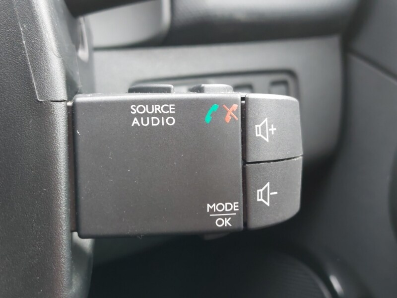 Used Renault Clio 2019 for sale - 78156112: Photo 19