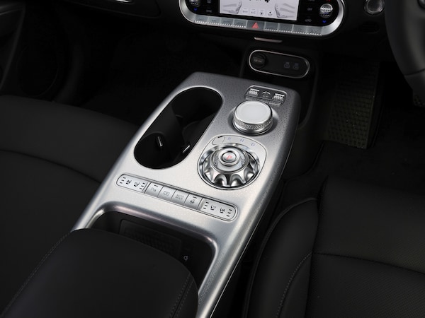 Used Genesis GV60 2025 for sale - 75663955: Photo 10