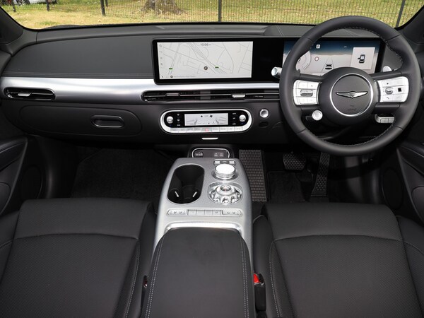 Used Genesis GV60 2025 for sale - 75663955: Photo 2