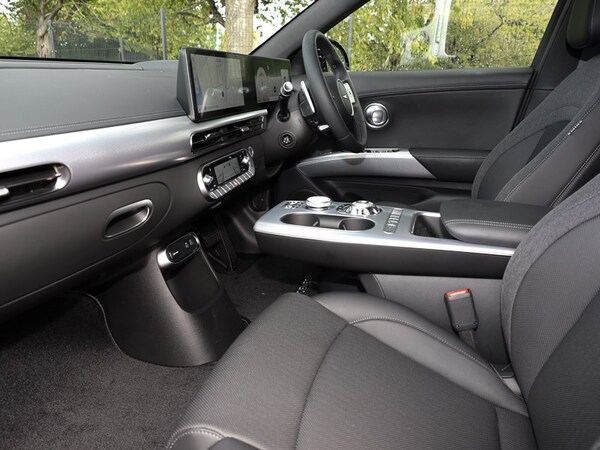 Used Genesis GV60 2025 for sale - 75663955: Photo 5