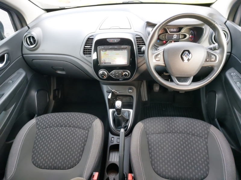 Used Renault Captur 2018 for sale - 76907086: Photo 2