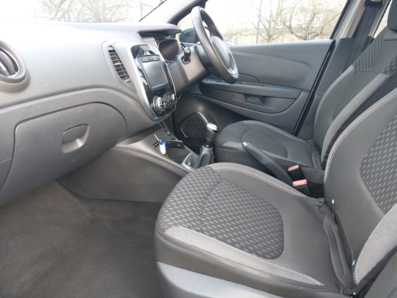 Used Renault Captur 2018 for sale - 76907086: Photo 5