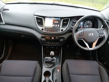 Used Hyundai TUCSON 2017 for sale - 77702276: Photo