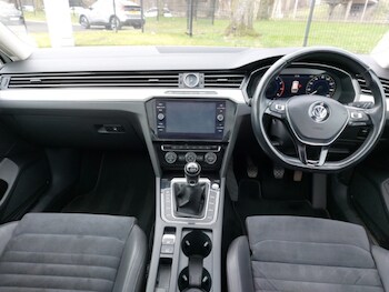 Used Volkswagen Passat 2019 for sale - 77453859: Photo