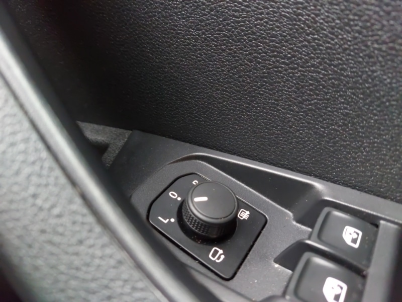 Used Skoda Karoq 2024 for sale - 77522517: Photo 13