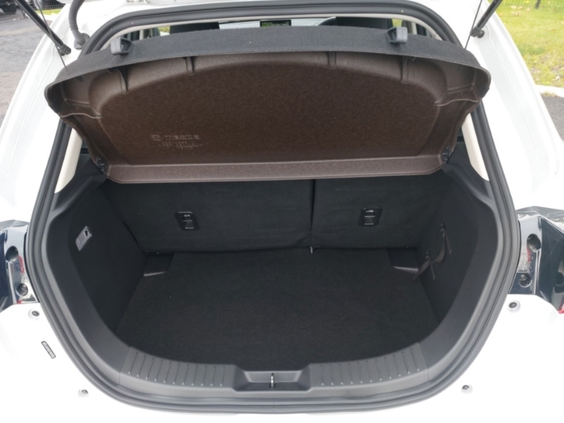 Used Mazda Mazda2 2025 for sale - 76663882: Photo 8