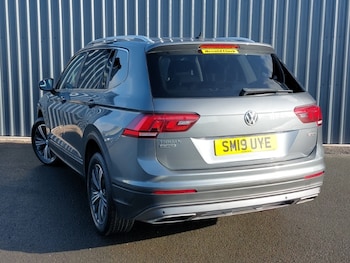 Used Volkswagen Tiguan Allspace 2019 for sale - 78642674: Photo