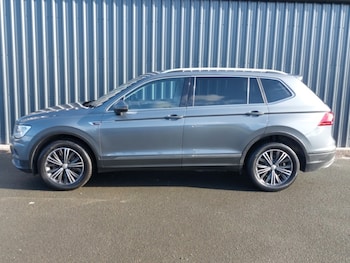 Used Volkswagen Tiguan Allspace 2019 for sale - 78202811: Photo
