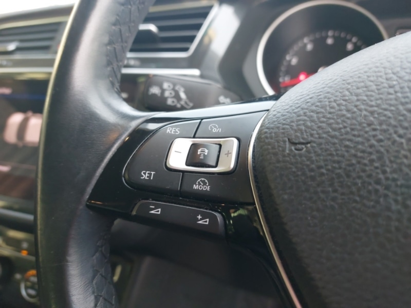 Used Volkswagen Tiguan 2018 for sale - 76771572: Photo 13