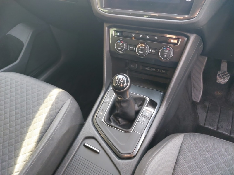 Used Volkswagen Tiguan 2018 for sale - 76771572: Photo 15