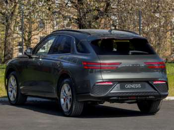 Used Genesis GV70 2025 for sale - 74342183: Photo