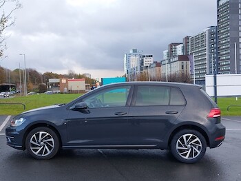 Used Volkswagen Golf 2019 for sale - 76475566: Photo