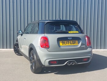 Used MINI Hatch 2017 for sale - 78560223: Photo