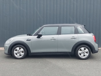 Used MINI Hatch 2022 for sale - 79433568: Photo
