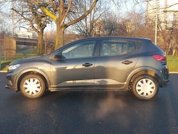 Used Dacia Sandero 2021 for sale - 76963811: Photo