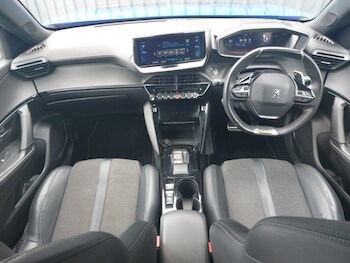 Used Peugeot 2008 2023 for sale - 78821242: Photo