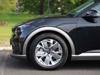 Used Genesis GV60 2025 for sale - 74962698: Photo