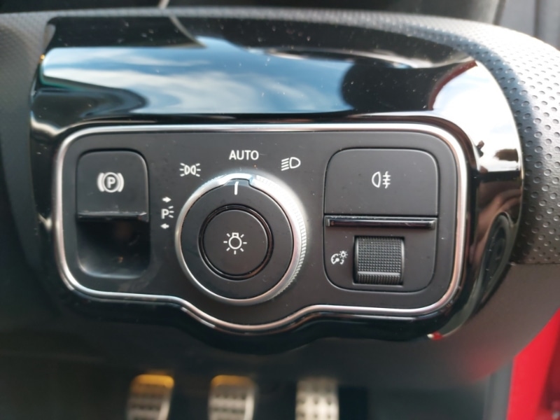 Used Mercedes-Benz A-Class 2019 for sale - 76771581: Photo 12