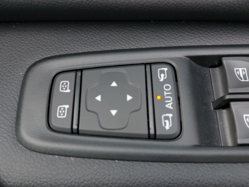 Used Dacia Duster 2023 for sale - 76947299: Photo 17