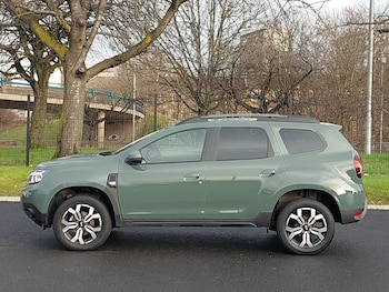 Used Dacia Duster 2023 for sale - 76947299: Photo