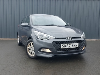Used Hyundai i20 2017 for sale - 78522717: Photo
