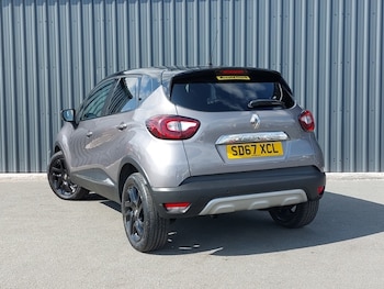 Used Renault Captur 2017 for sale - 79235398: Photo