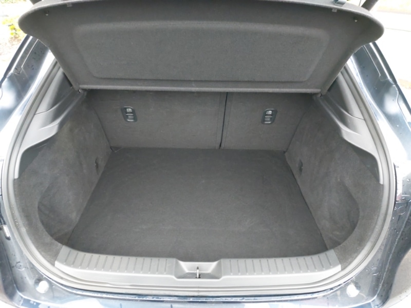 Used Mazda CX-30 2023 for sale - 76199424: Photo 8