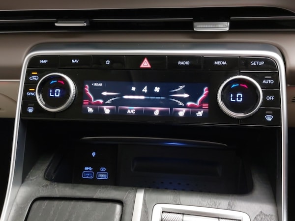 Used Genesis GV80 2023 for sale - 75691673: Photo 18